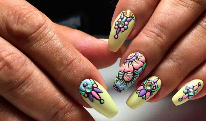 Фото Маникюр Sweet bloom из категории Мастер-классы с нашими слайдерами