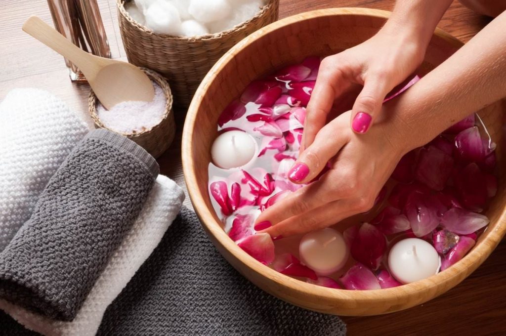 Домашний SPA-маникюр